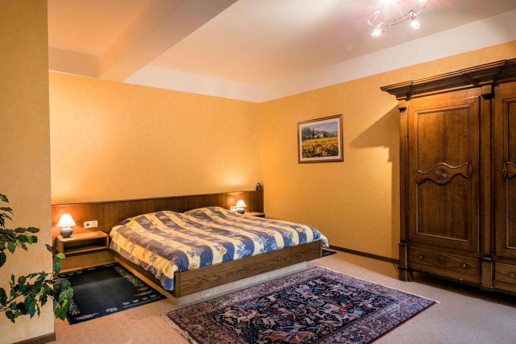 Hotel Restaurant Le Cigalon Waldbillig Экстерьер фото