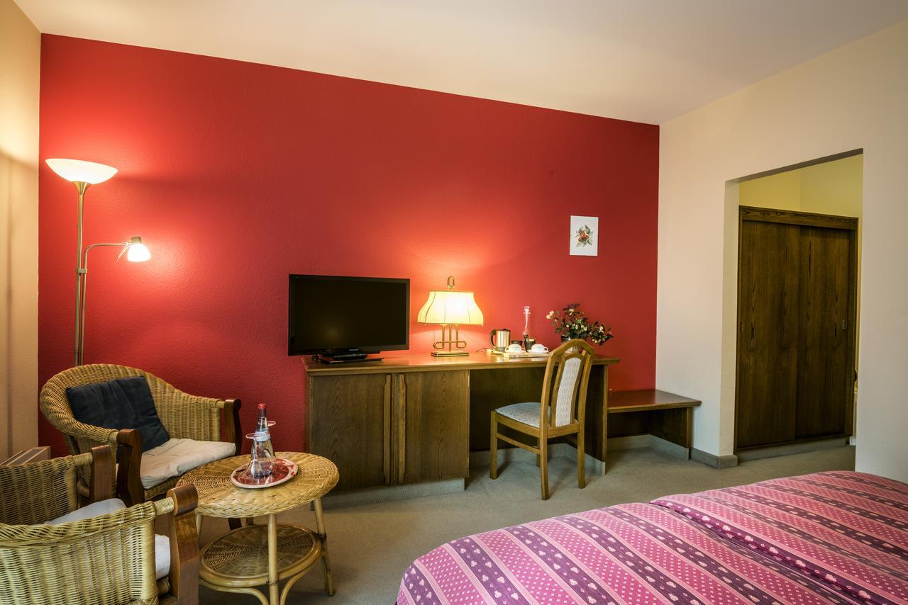 Hotel Restaurant Le Cigalon Waldbillig Экстерьер фото